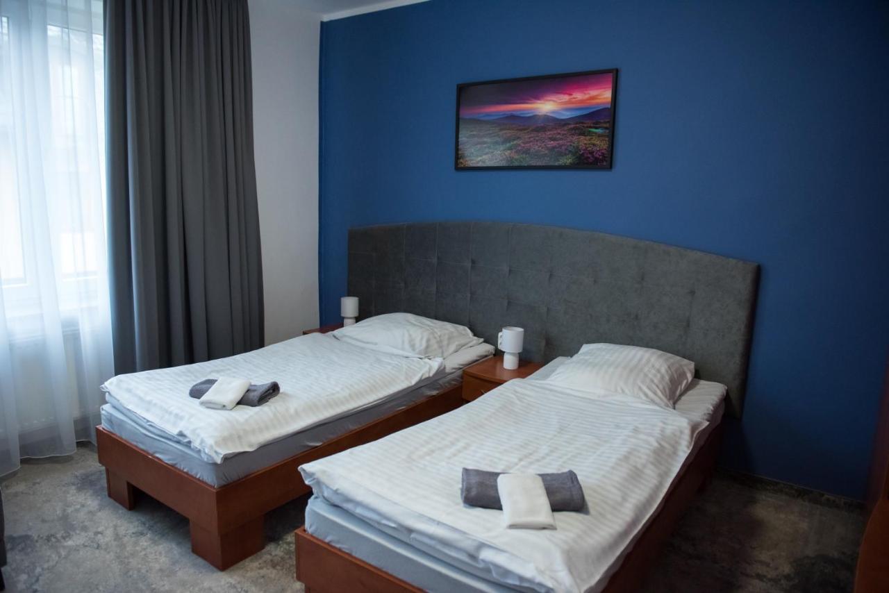 Hotel Paradiso Suchedniów Exteriör bild