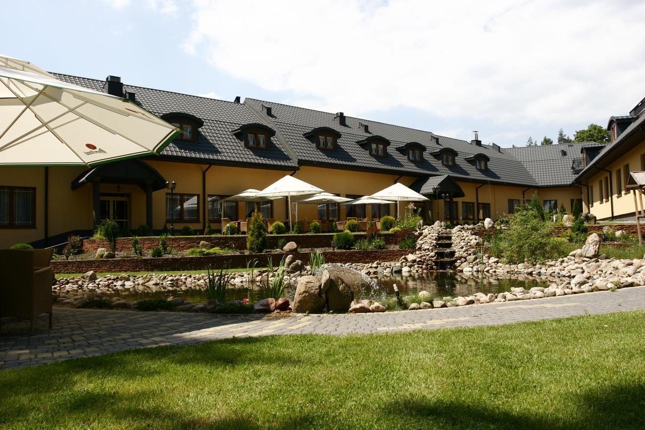 Hotel Paradiso Suchedniów Exteriör bild